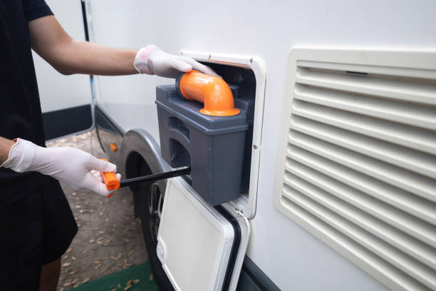 Best Luxury portable toilet rental  in Lindenhurst, NY